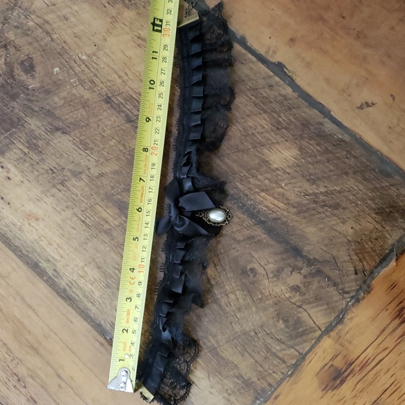 💥BOGO FREE💥 GOTHIC CHOKER - Picture 4 of 5